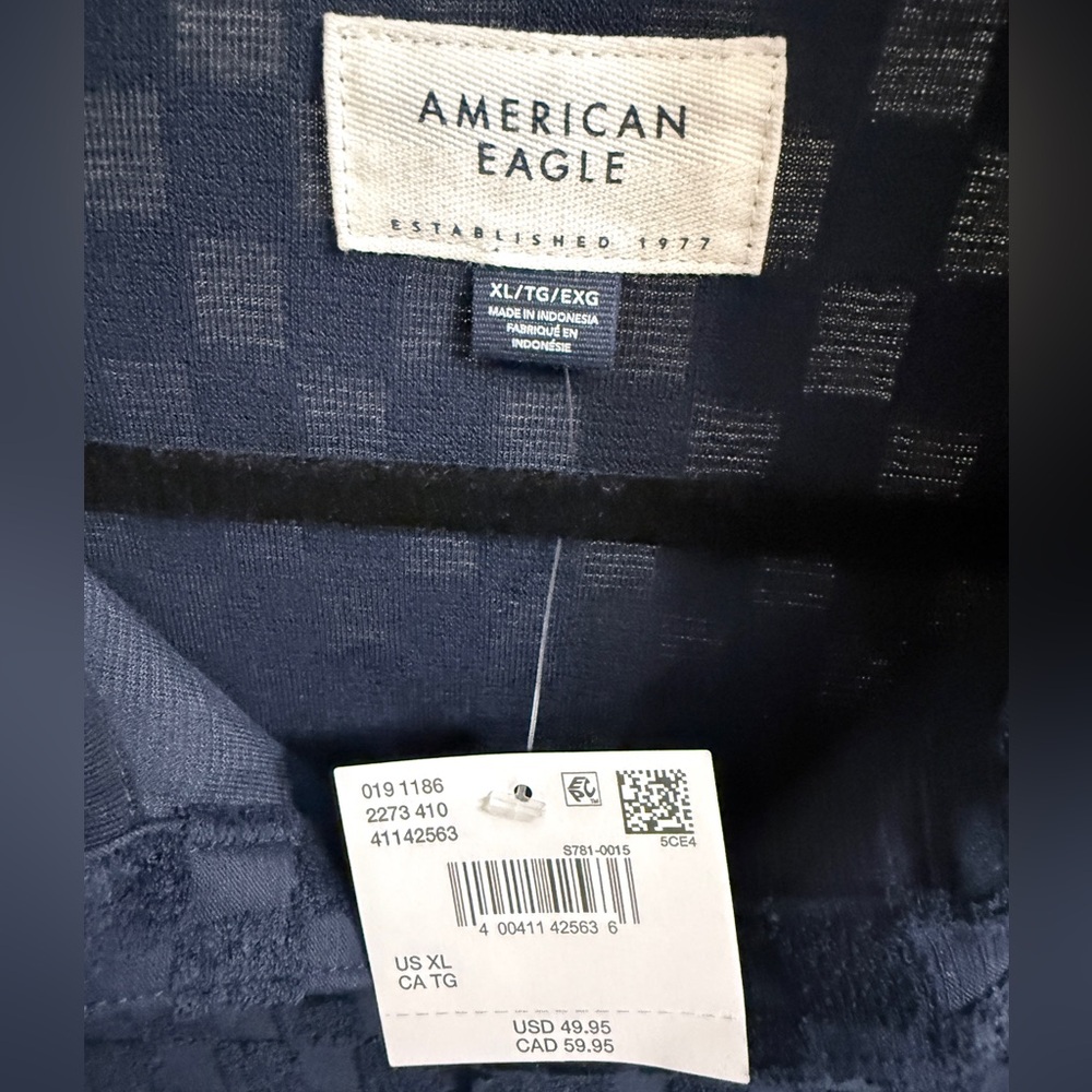 American Eagle Outfitters Textured Blue Polo Shirt - Picture 2 of 4